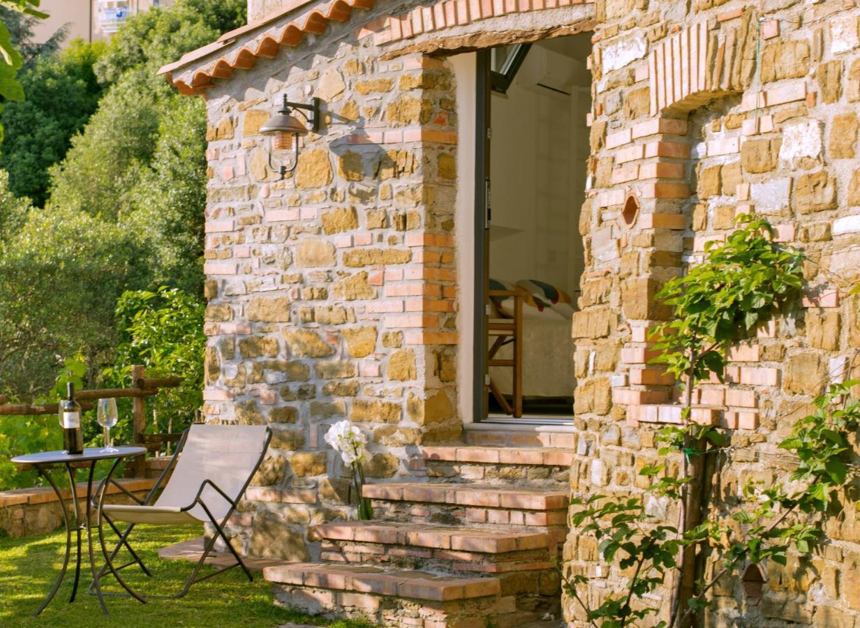 Locanda Le Tre Sorelle Casal Velino Bagian luar foto