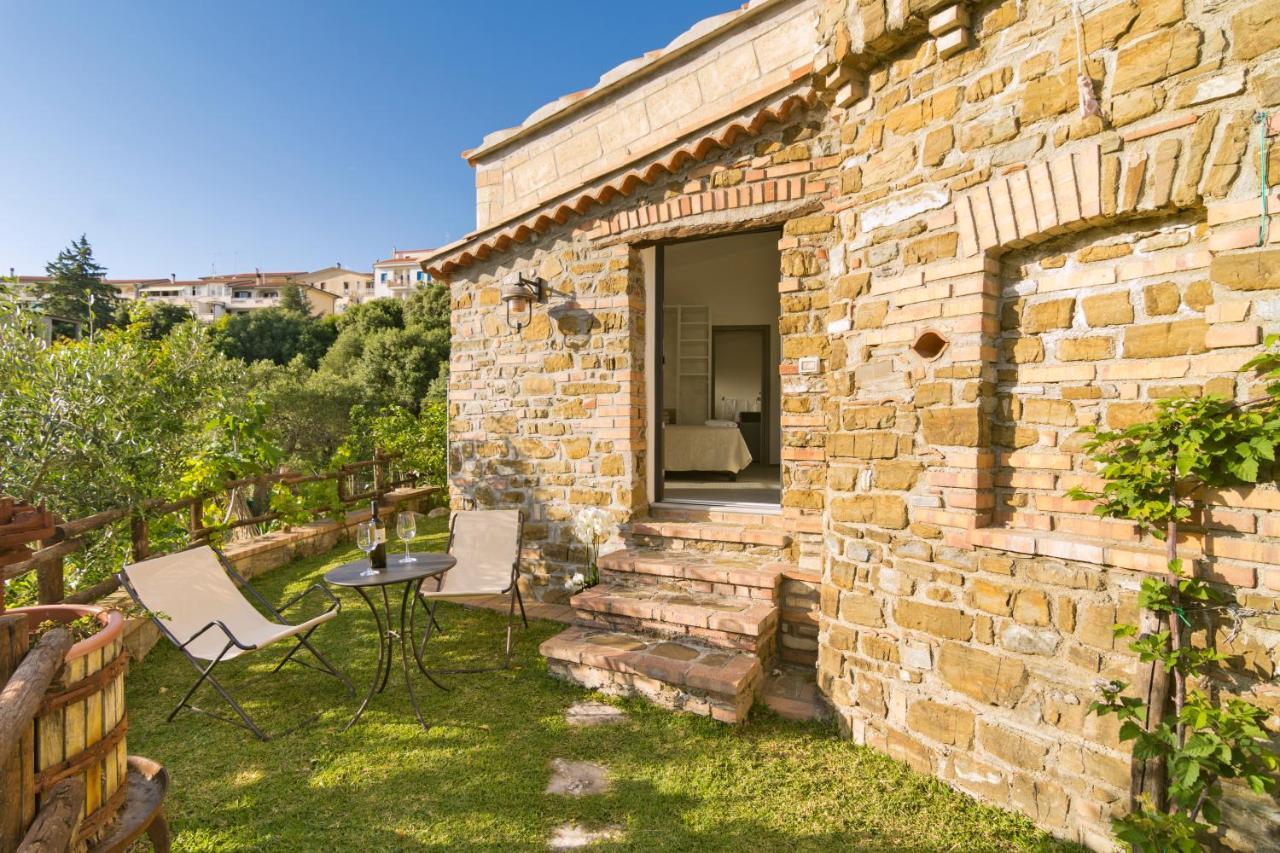 Locanda Le Tre Sorelle Casal Velino Bagian luar foto