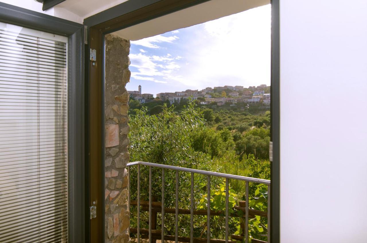 Locanda Le Tre Sorelle Casal Velino Bagian luar foto