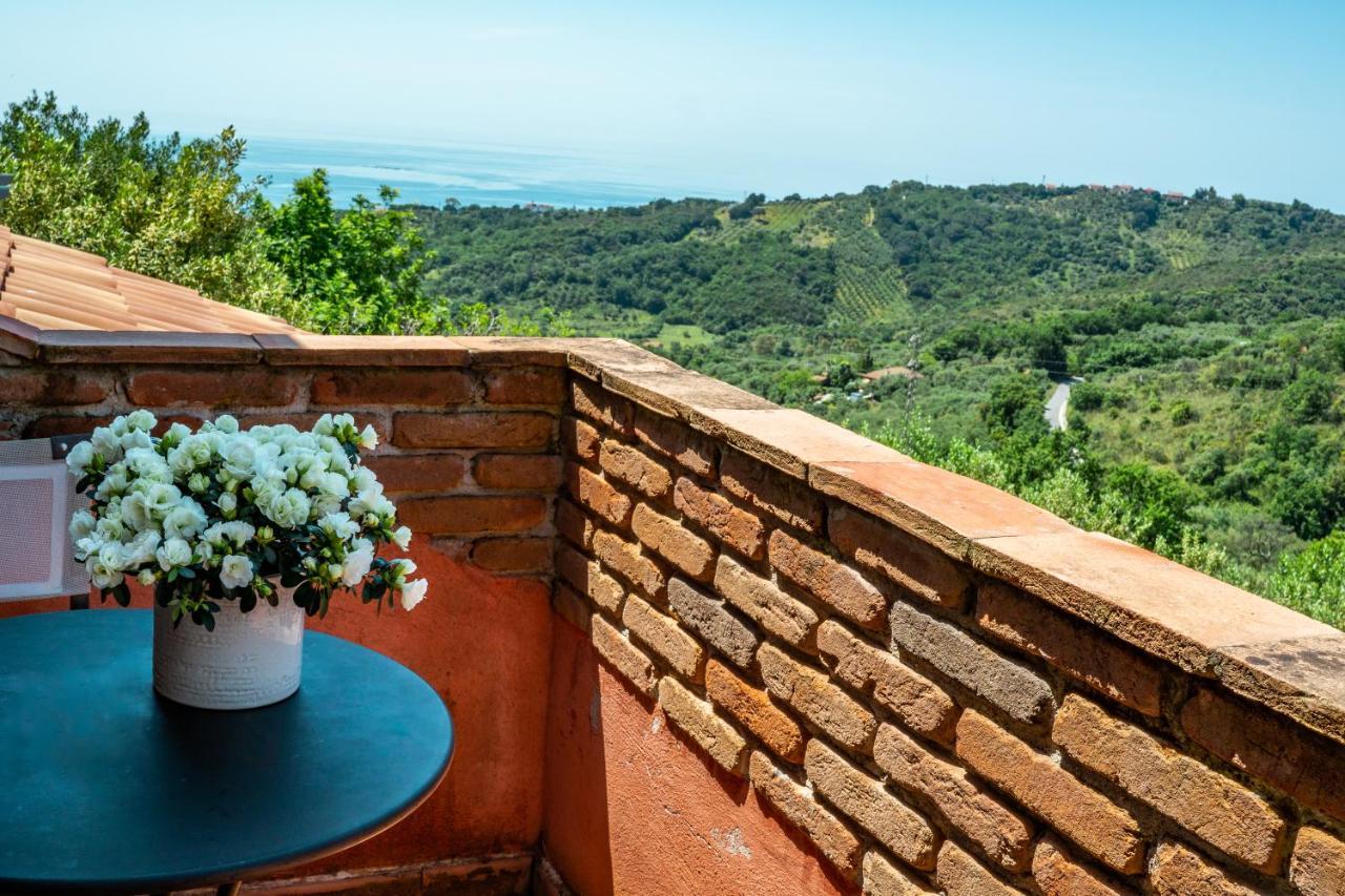 Locanda Le Tre Sorelle Casal Velino Bagian luar foto