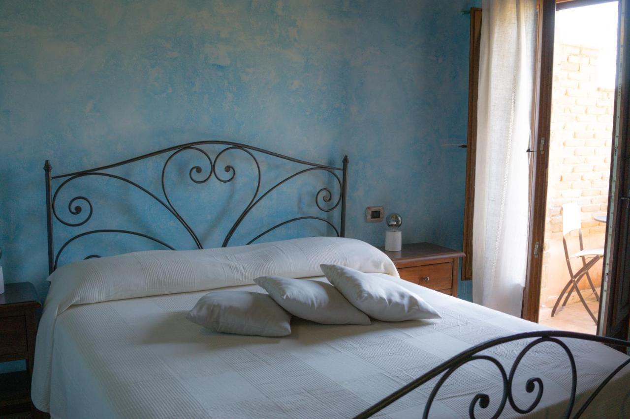 Locanda Le Tre Sorelle Casal Velino Bagian luar foto