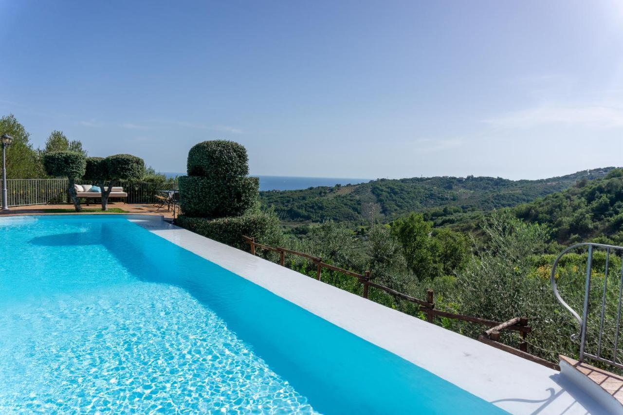 Locanda Le Tre Sorelle Casal Velino Bagian luar foto